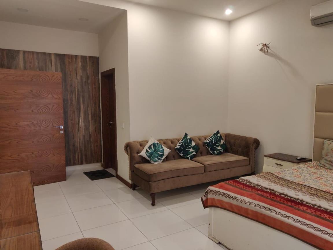 Zaib Guest House E-11 İslamabad Dış mekan fotoğraf