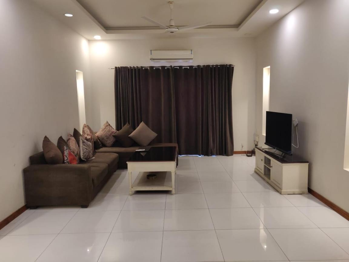 Zaib Guest House E-11 İslamabad Dış mekan fotoğraf