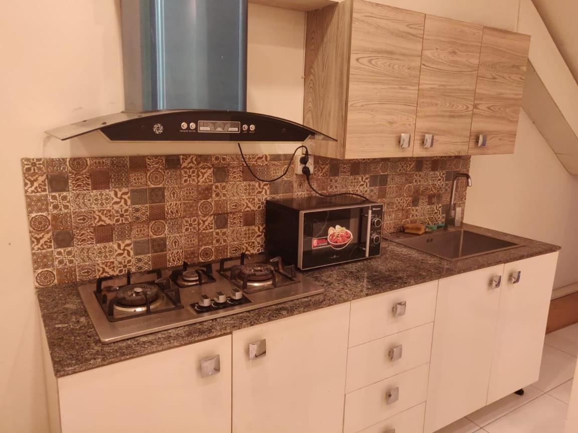 Zaib Guest House E-11 İslamabad Dış mekan fotoğraf