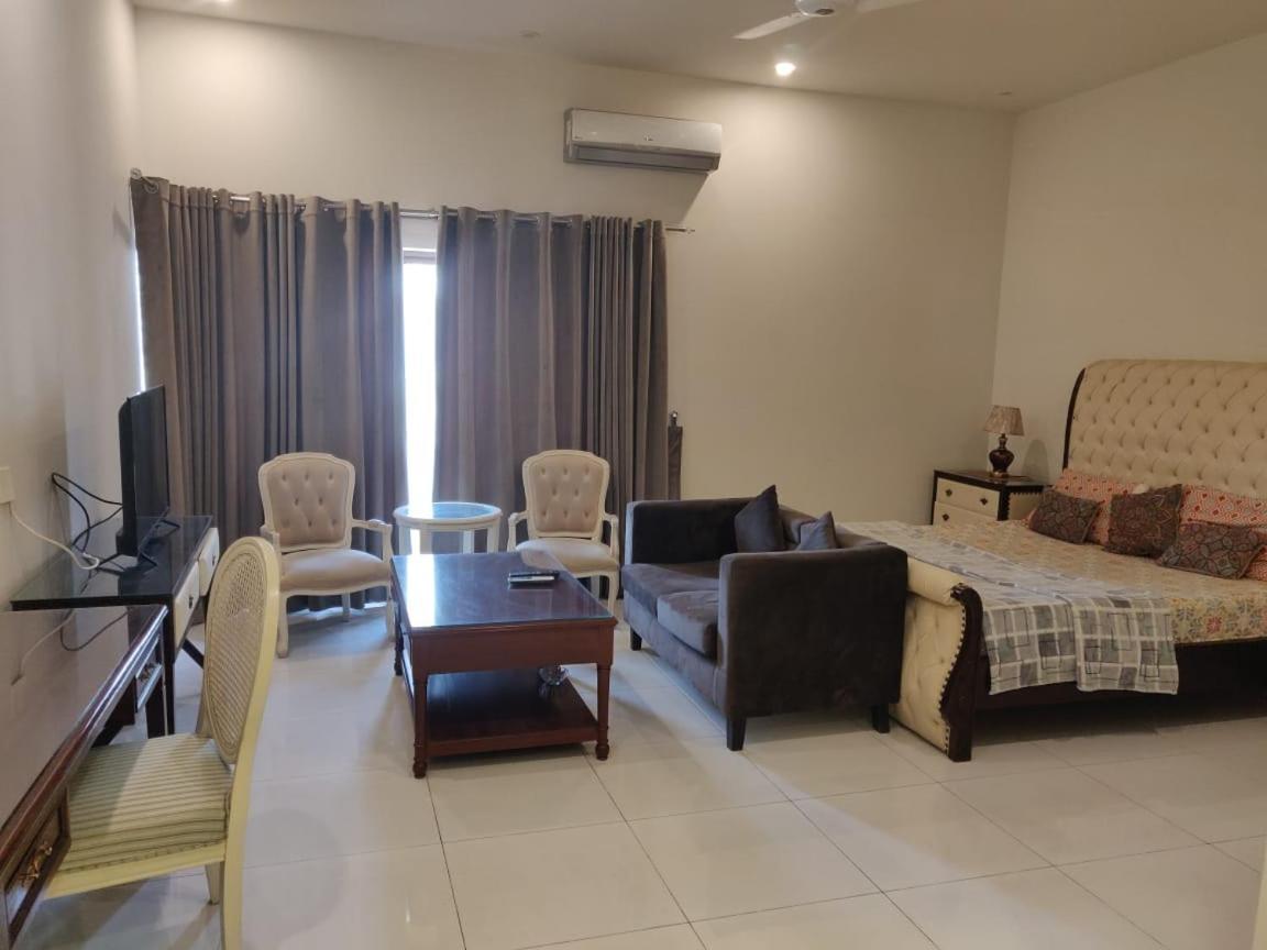 Zaib Guest House E-11 İslamabad Dış mekan fotoğraf