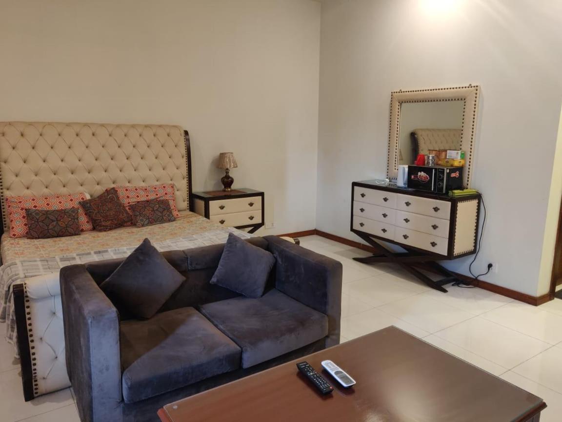 Zaib Guest House E-11 İslamabad Dış mekan fotoğraf